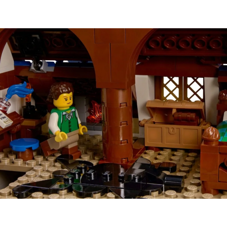 Конструктор LEGO Ideas Средневековая кузница (21325)