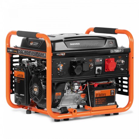 Бензиновый генератор Daewoo GDA 7500DPE-3, 230В/380В 6.0/6.5kW AVR