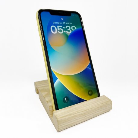 Б/у iPhone 11 64GB Yellow