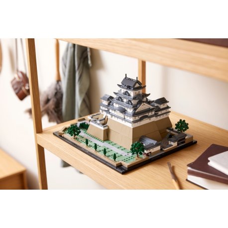 Конструктор LEGO Architecture Замок Химэди (21060)