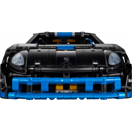Конструктор LEGO Technic Автомобиль для гонки Porsche GT4 e-Performance (42176)