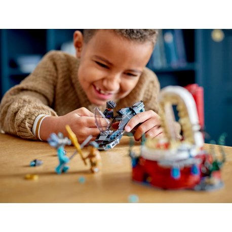Конструктор LEGO Super Heroes Тронный зал короля Неймора (76213)