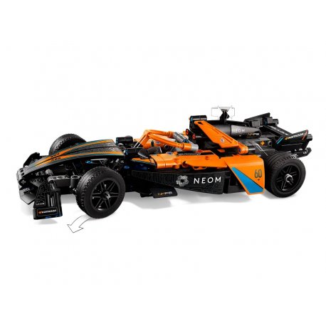 Конструктор LEGO Technic Автомобиль для гонки NEOM McLaren Formula E (42169)