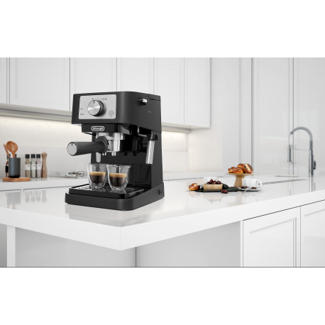 Кавоварка ріжкова Delonghi EC 260 BK