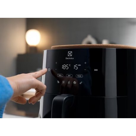 Мультипеч Electrolux EAF7B 700 Series Air Fryer 6.8L