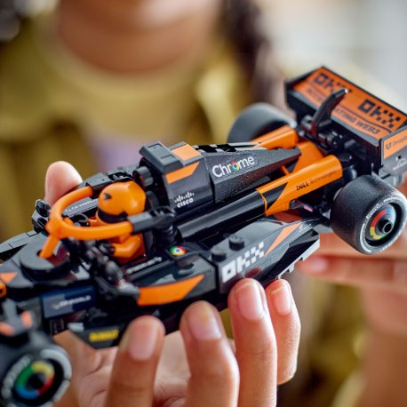 Конструктор LEGO Speed Champions Автомобиль для гонок McLaren F1 Team MCL38 (77251)
