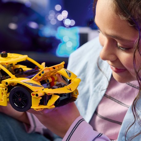 Конструктор LEGO Technic Chevrolet Corvette Stingray (42205)