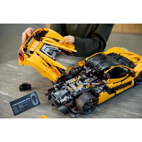 Конструктор LEGO Technic McLaren P1 (42172)
