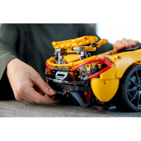 Конструктор LEGO Technic McLaren P1 (42172)