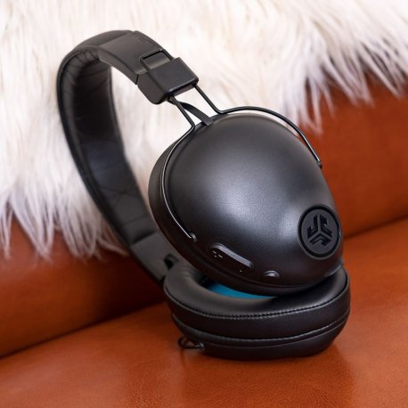 Бездротові навушники JLab Studio Pro Wireless Over Ear Black (IEUHBASTUDIOPRORBLK4)