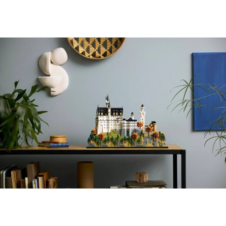 Конструктор LEGO Architecture Замок Нойшванштайн (21063)