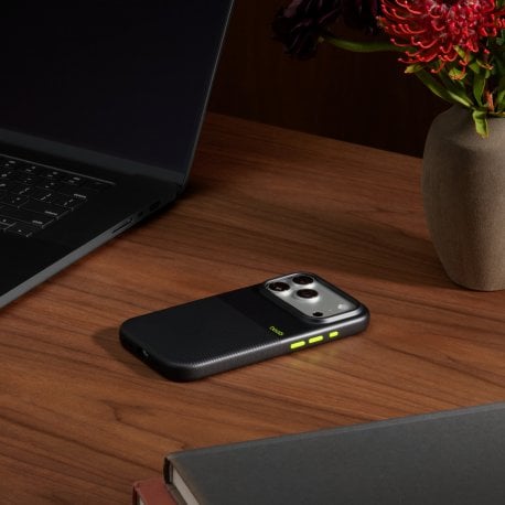 Чохол Beats iPhone 17 Pro Rugged Case with MagSafe and Camera Control Everest Black (MGJM4)