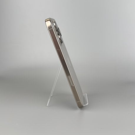 Б/у iPhone 16 Pro 256GB Natural Titanium (Идеальное состояние)