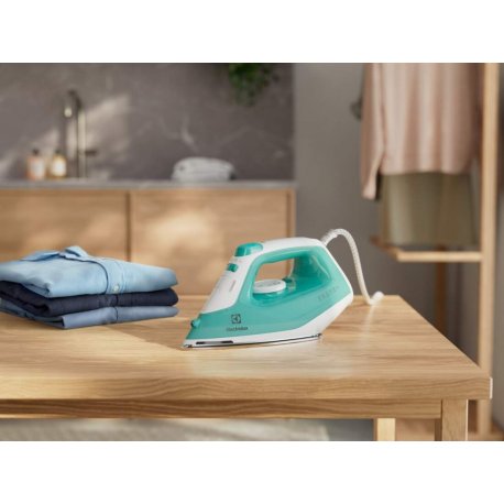 Утюг Electrolux E5SI2-2AM Care 500 Aqua Mint