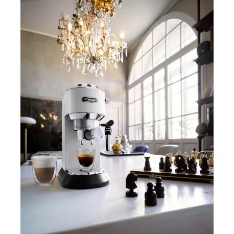 Кавоварка Delonghi EC 685 W White (EC685W)