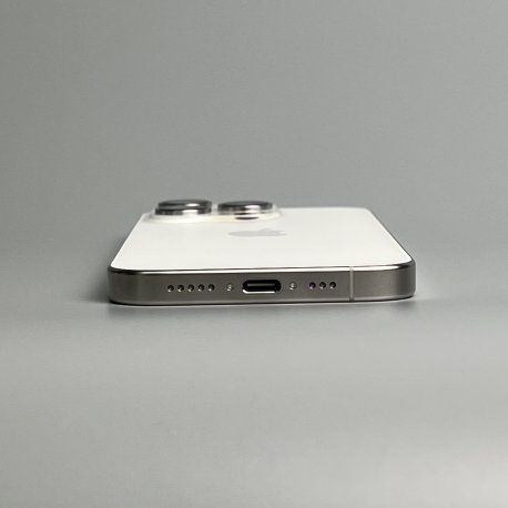 Б/у iPhone 15 Pro 256GB White Titanium (Как новый)