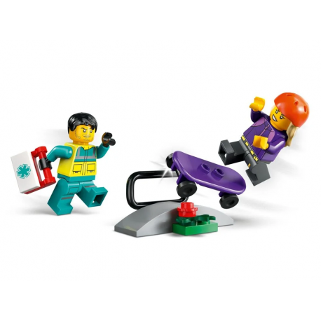 Конструктор LEGO City Скорая помощь (60451)