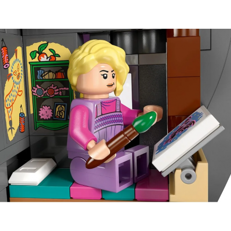 Конструктор LEGO Harry Potter Дом Луны Лавгуд (76467)