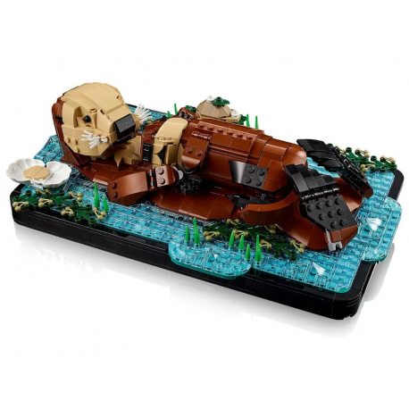 Конструктор LEGO Ideas Пливучі морські видри (21366)