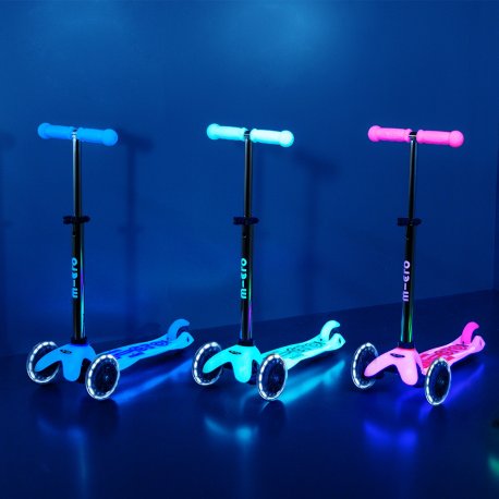 Триколісний самокат Micro Mini Deluxe Glow LED до 50 кг Arctic Blue (MMD215)
