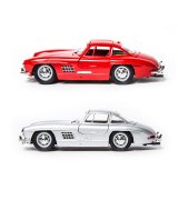 Автомодель Mercedes-Benz 300 Sl 1954 1:24 (Random) (18-22023)