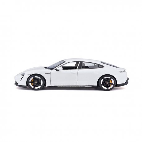 Автомодель Porsche Taycan Turbo S 1:24 (Random) (18-21098)