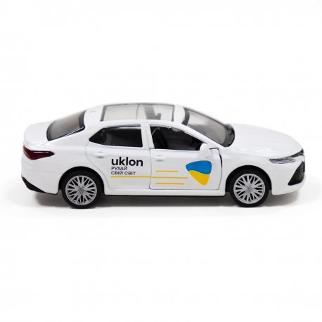 Автомодель TechnoDrive Toyota Camry Uklon (250291)