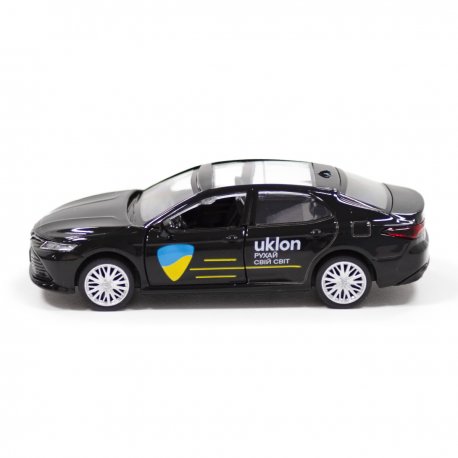 Автомодель TechnoDrive Toyota Camry Uklon (250292)