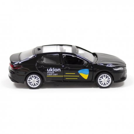 Автомодель TechnoDrive Toyota Camry Uklon (250292)