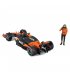 Автомодель с фигуркой Bburago McLaren MCL38 (Random) (18-28040)