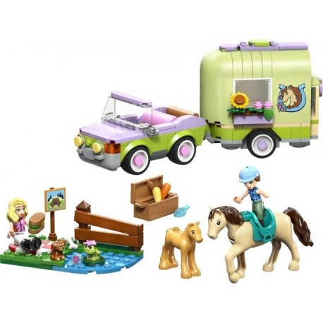 Конструктор LEGO Friends Причіп для коня й лошати (42695)