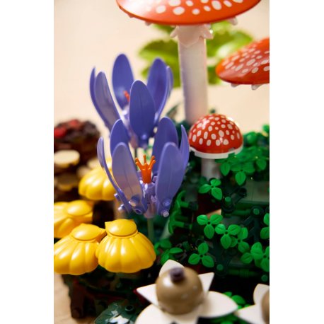 Конструктор LEGO Botanicals Лесные грибы (11505)