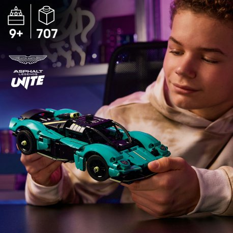 Конструктор LEGO Technic Aston Martin Valkyrie (42208)