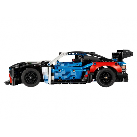 Конструктор LEGO Technic Гоночный автомобиль BMW M4 GT3 EVO (42226)