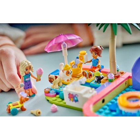 Конструктор LEGO Friends Веселий день в аквапарку (42676)