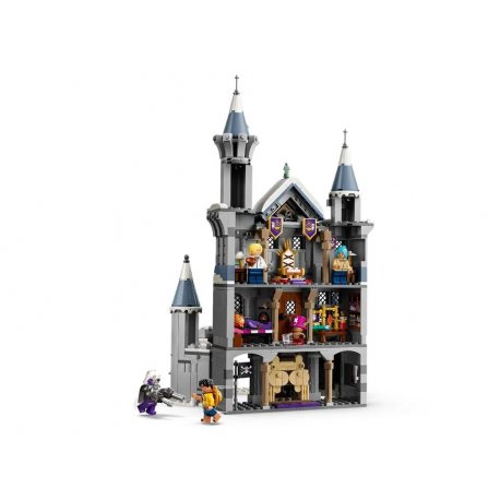 Конструктор LEGO ONE PIECE: Битва возле замка Драм (75645-)
