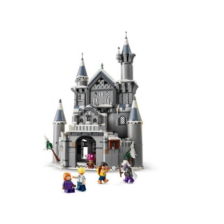 Конструктор LEGO ONE PIECE: Битва возле замка Драм (75645-)