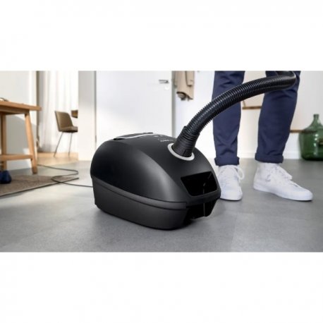 Пилосос мішковий Bosch Black (BGB41BA1)