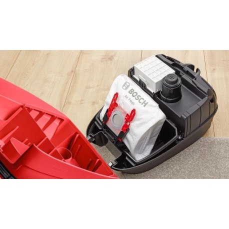 Пилосос мішковий Bosch Red (BGL6PET1)
