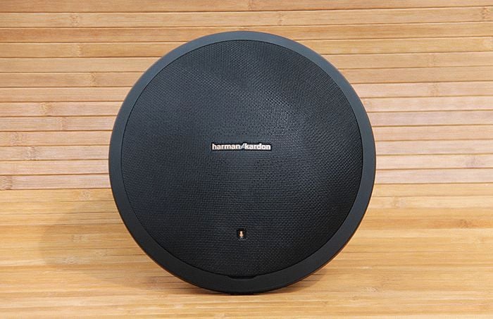 Акустика Harman Kardon Onyx Studio 2