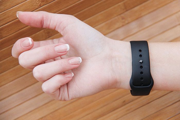 Apple Watch Series 2 вид сзади