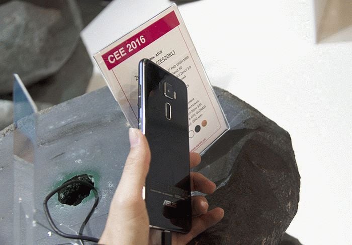 Подробнее: ASUS Zenfone 3 ASUS Zenfone 3