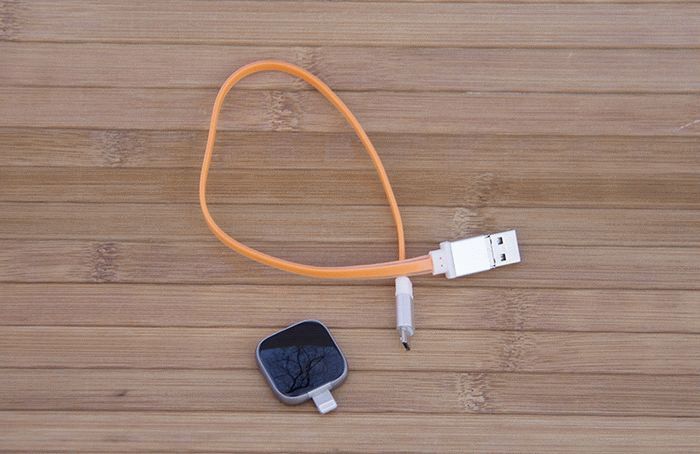 iFlash и USB кабель