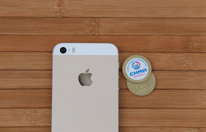 iPhone SE камера