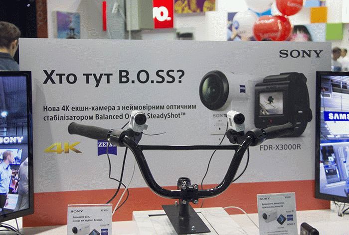 Камера Sony FDR-X3000R