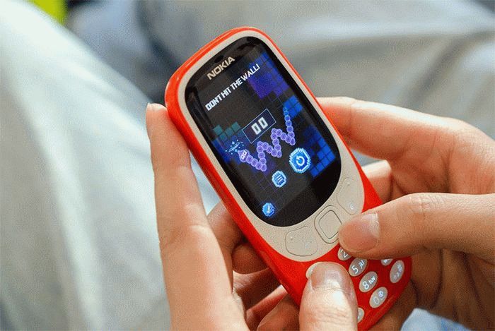Подробнее: Nokia 3310 в руке Nokia 3310 в руке