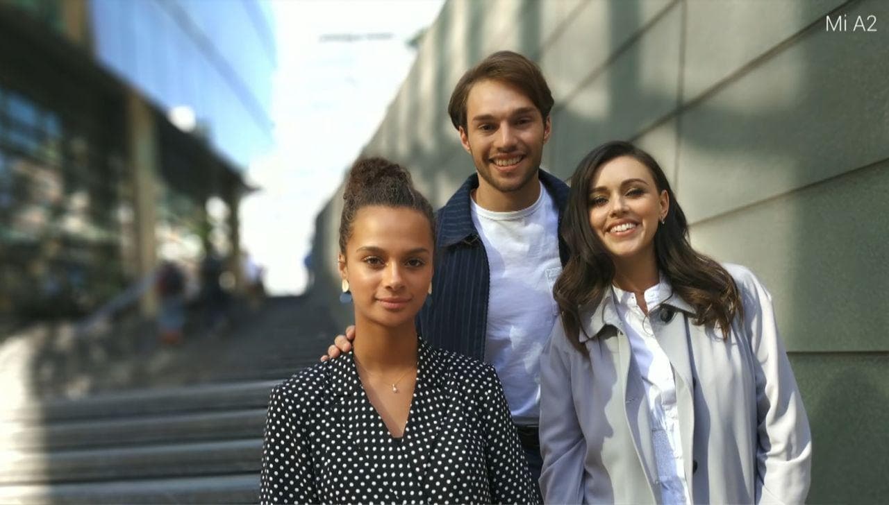 Mi A2 портрет