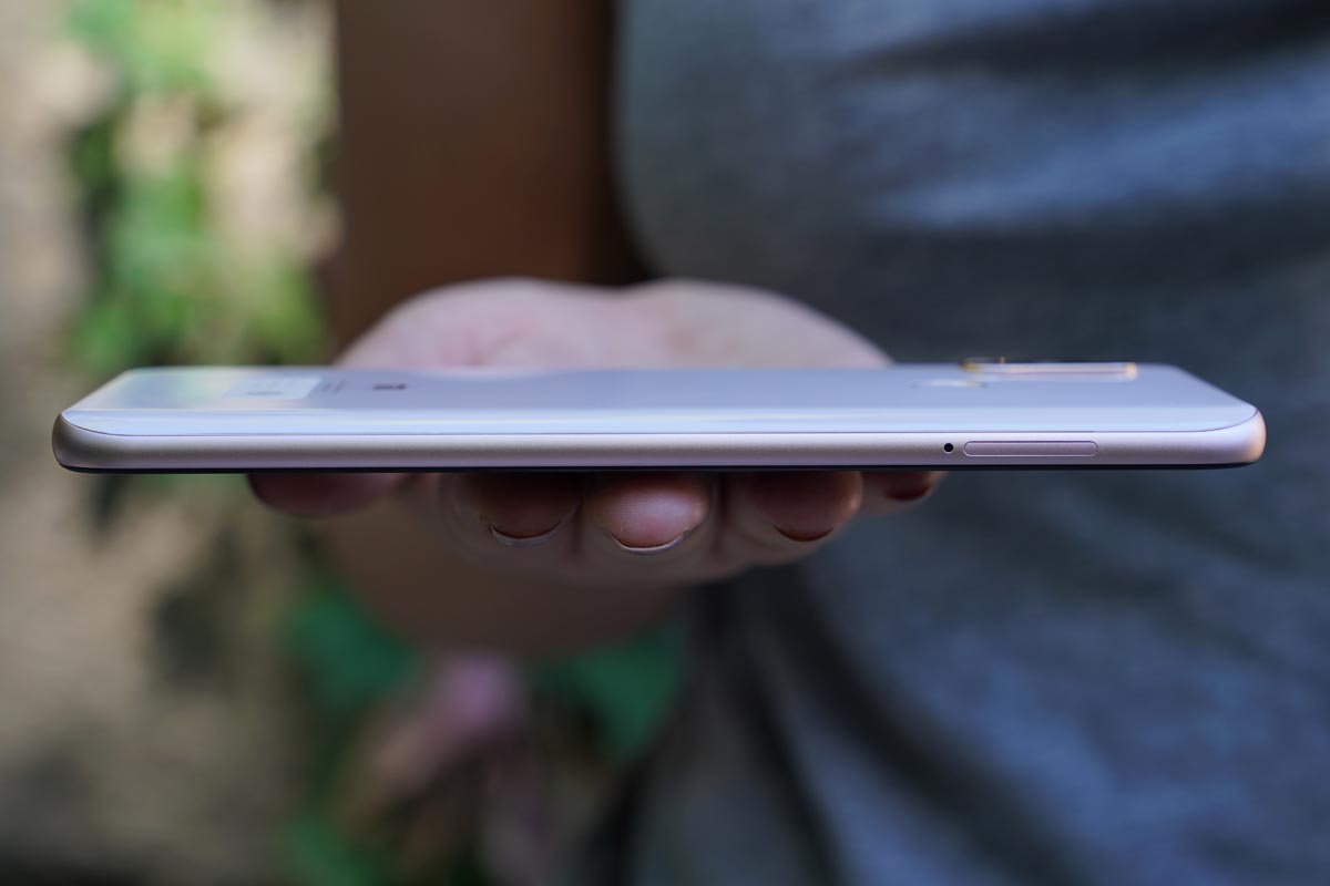 Mi 8 левая сторона