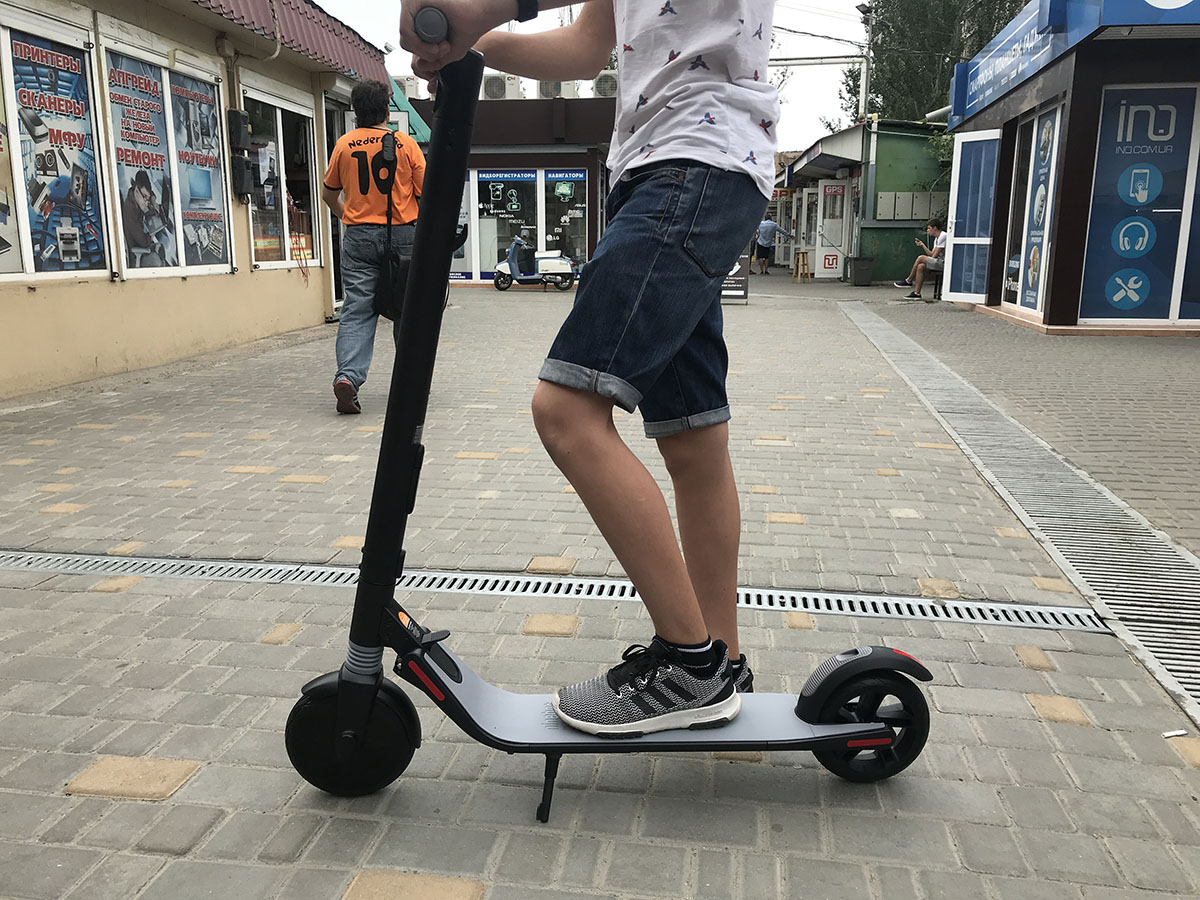Ninebot by Segway ES1