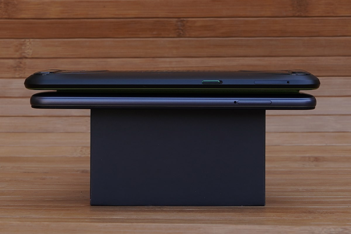 F1 vs Shark левая сторона